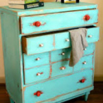 chest of drawers